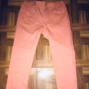 peach pants